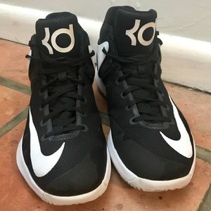 Nike KD Trey 5 IV